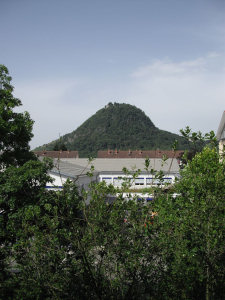 größer