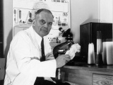 Vor 25 Jahren starb der Erfinder des Perlons Paul Schlack