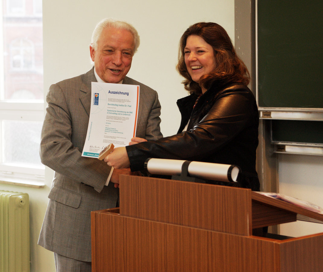 Ute Vogt, MdB, anlässlich der Auszeichnung zur UN-Dekade 'Bildung für nachhaltige Entwicklung'