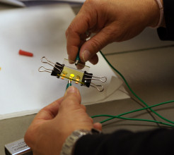 Dr. Amitabh Banerji: Fantastic Plastic - vom Plexiglas® zum AMOLED-Display