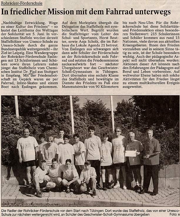 In friedlicher Mission mit dem Fahrrad unterwegs