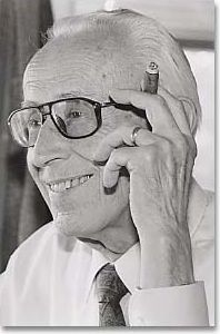 Dr. Manfred Flad, Gründer des Institutes